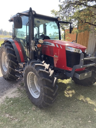 Main image Massey Ferguson 4710