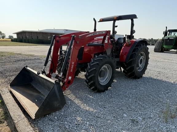 Image of Massey Ferguson 4710 equipment image 4