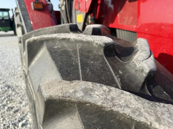 Image of Massey Ferguson 4710 equipment image 1