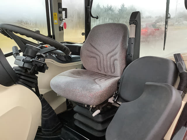 Image of Massey Ferguson 4710 equipment image 4