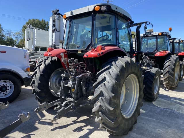 Image of Massey Ferguson 5612 equipment image 2