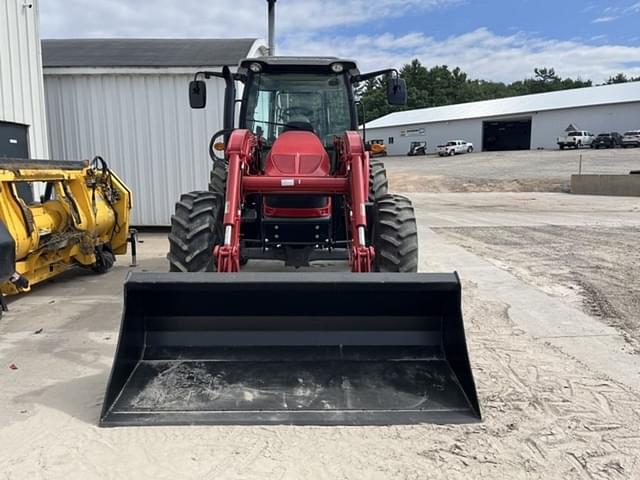 Image of Massey Ferguson 5712S equipment image 3