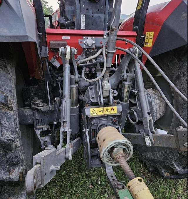 Image of Massey Ferguson 6712 equipment image 3