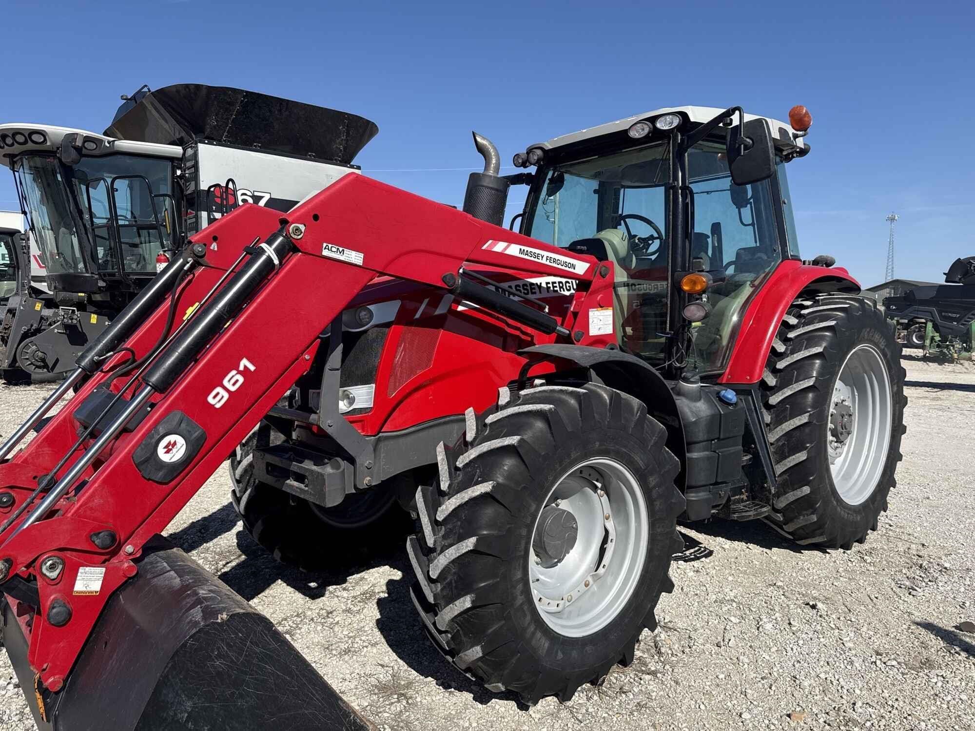 2017 Massey Ferguson 7715 Equipment Image0