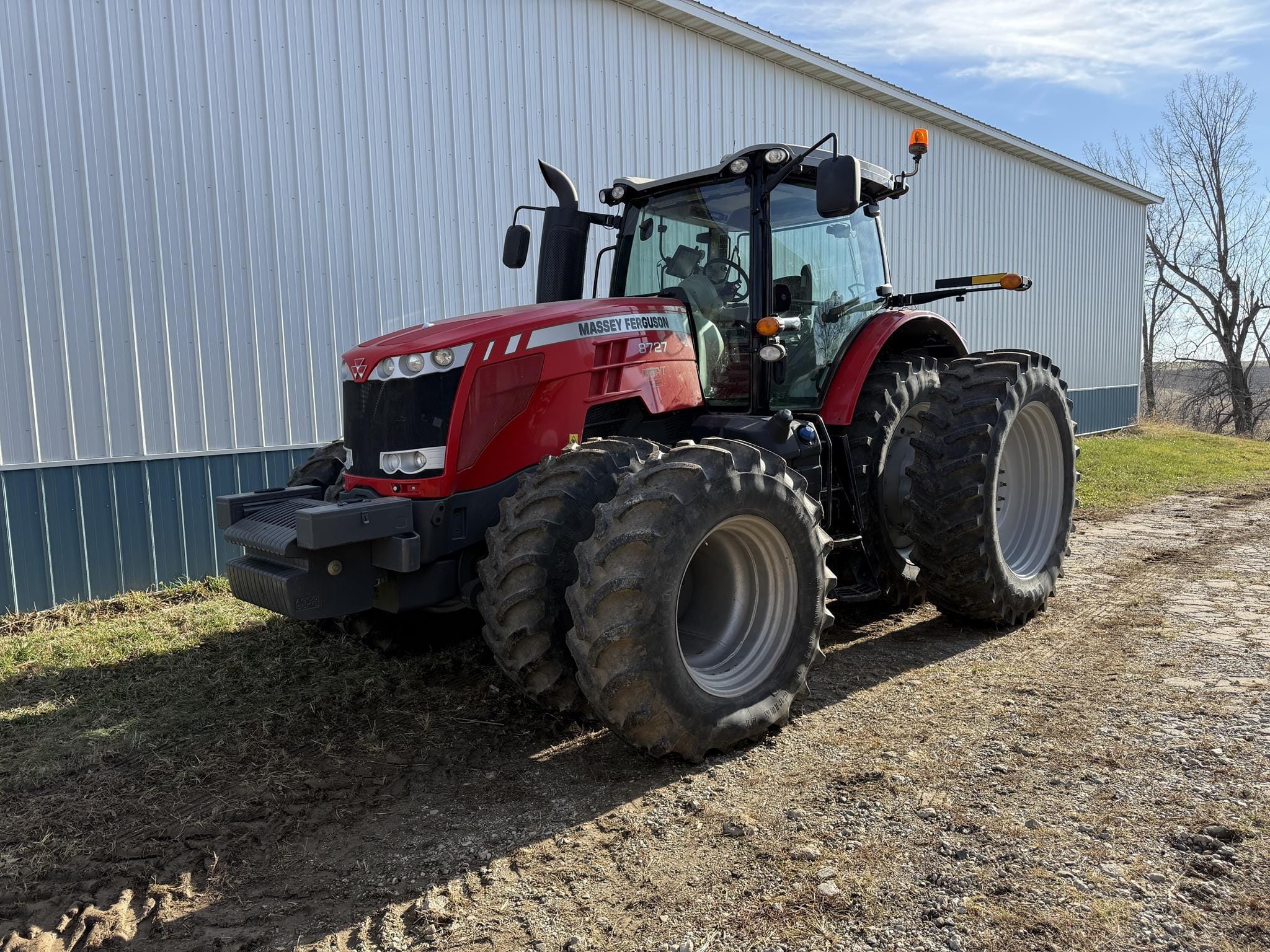 2017 Massey Ferguson 8727 Equipment Image0