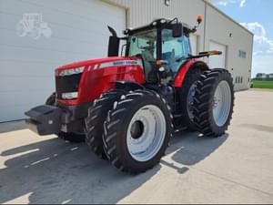 2017 Massey Ferguson 8735 Image