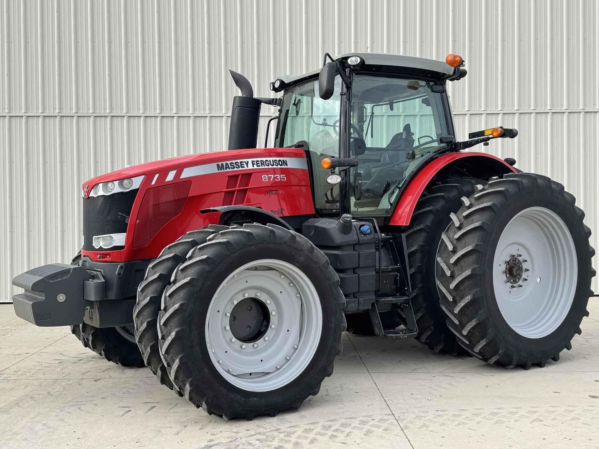 2017 Massey Ferguson 8735 Image