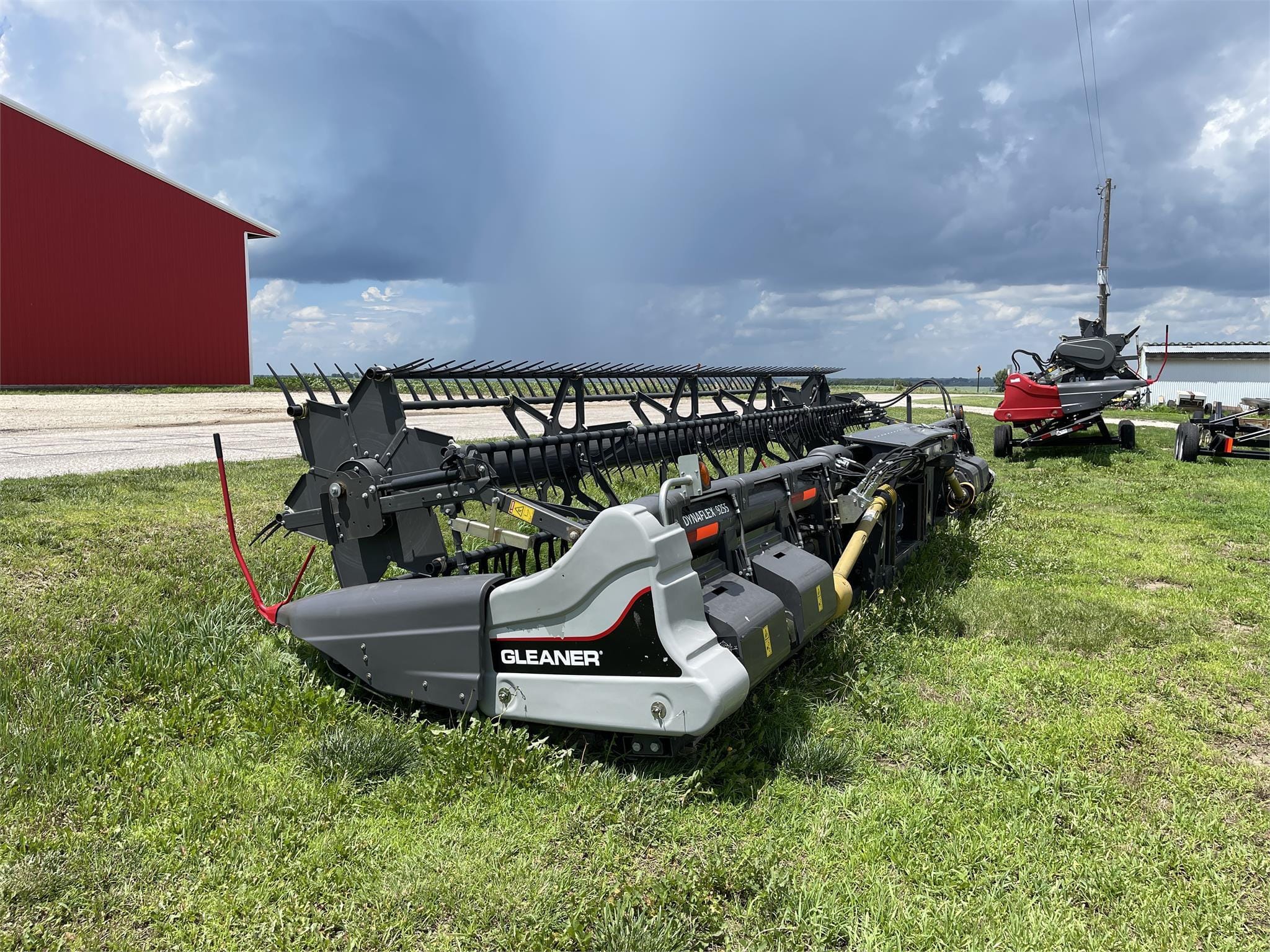 2017 Massey Ferguson 9255 Equipment Image0