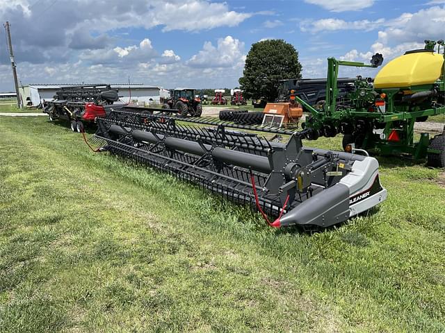 Image of Massey Ferguson 9255 equipment image 2