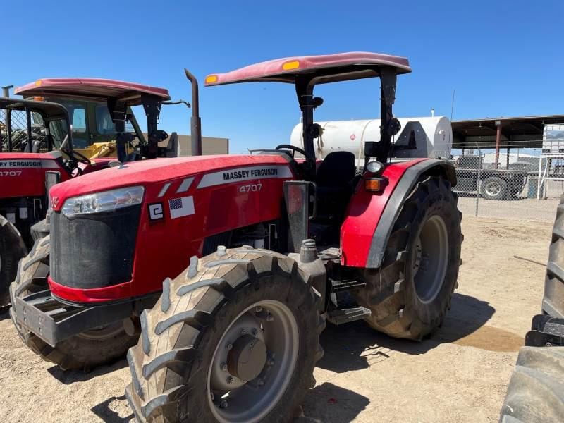2017 Massey Ferguson 4707 Equipment Image0