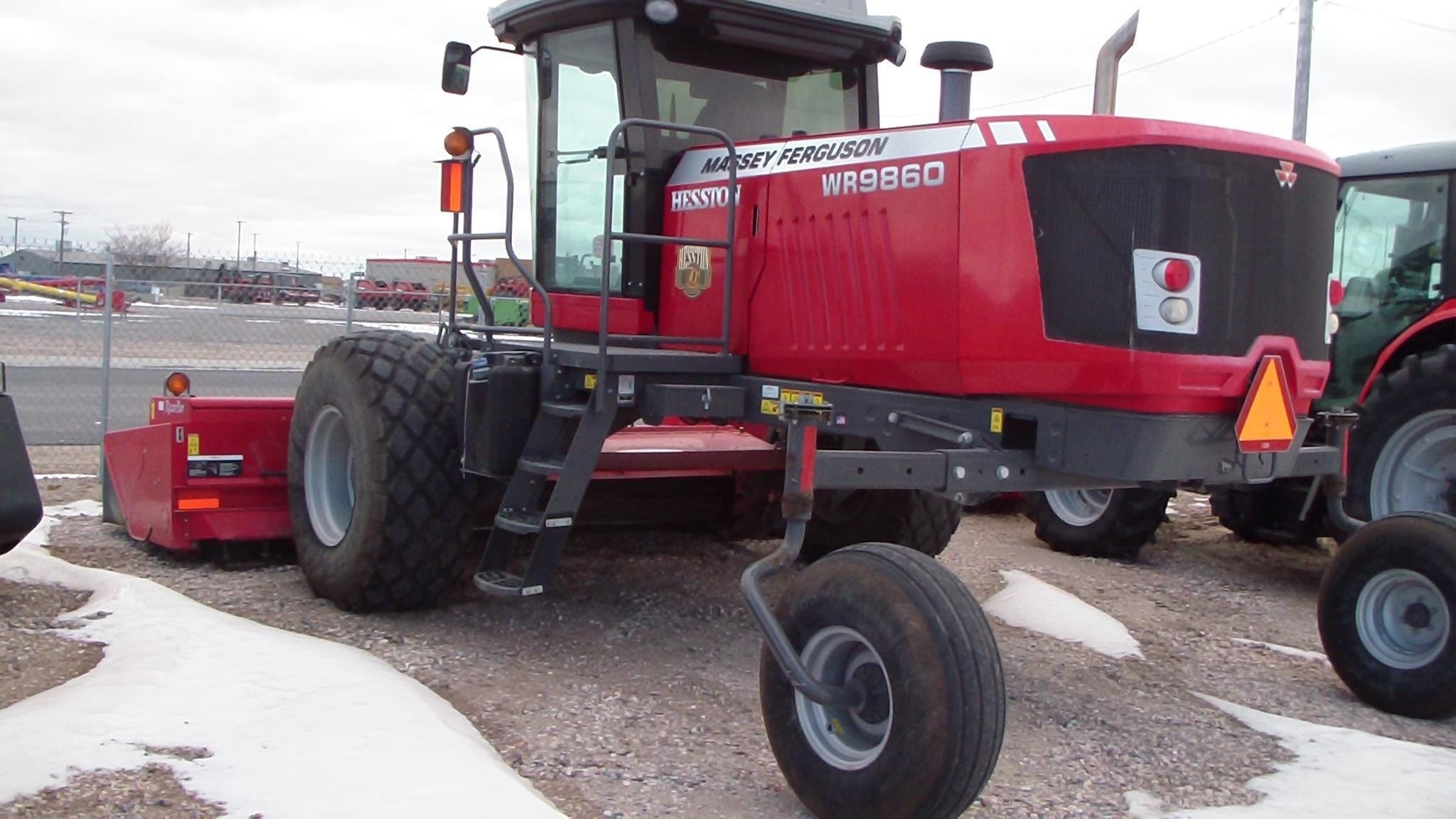 2017 Massey Ferguson WR9860 Equipment Image0