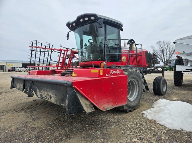 Main image Massey Ferguson WR9870
