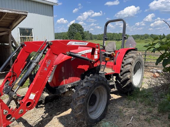 Image of McCormick Intl X4.20 equipment image 1