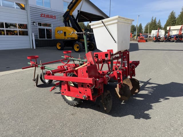 Image of Mechanical Transplanter 94 equipment image 1
