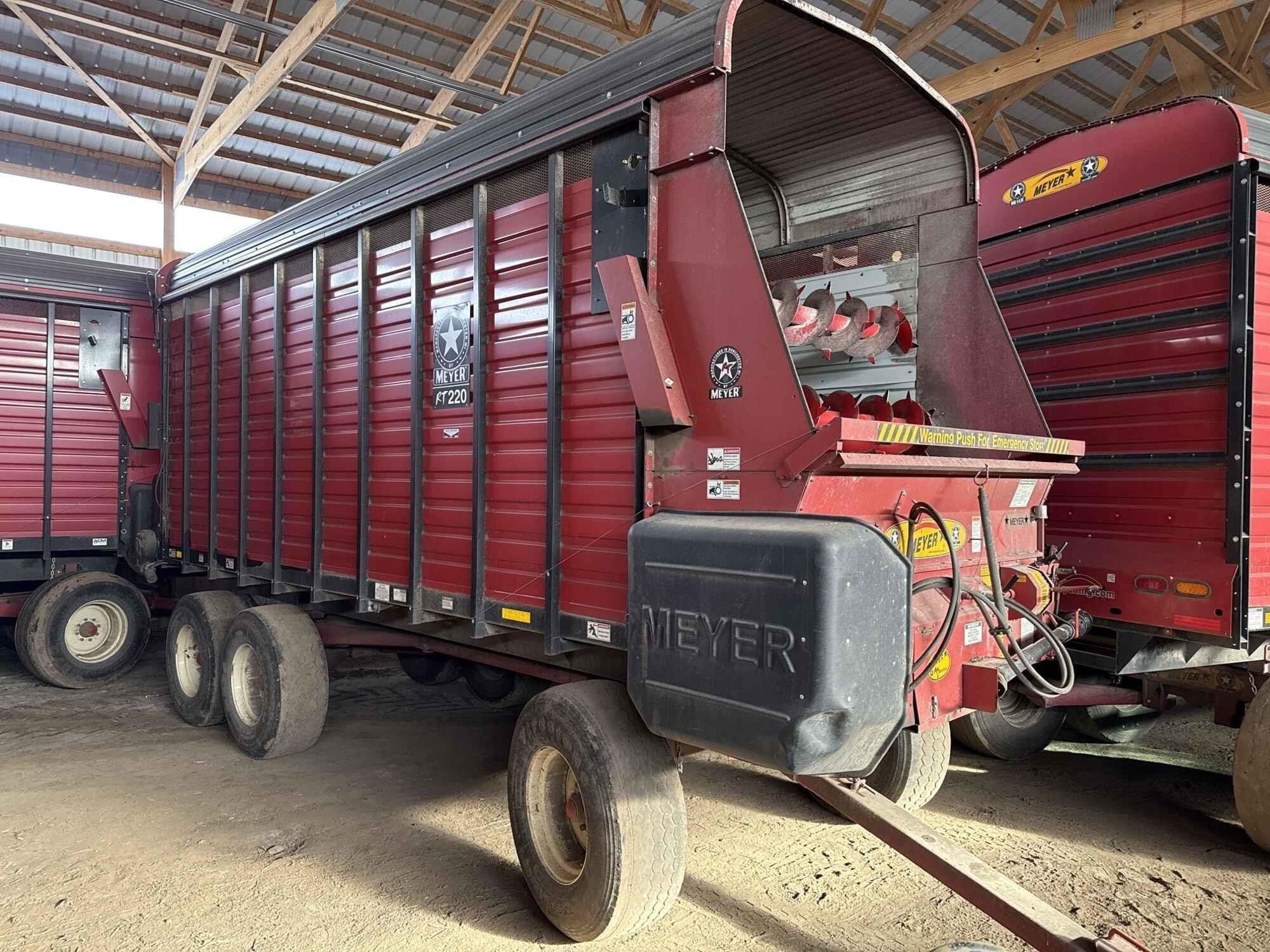 2017 Meyer RT220 Equipment Image0