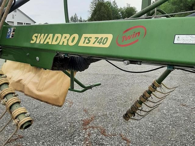 Image of Krone Swadro TS740 equipment image 3