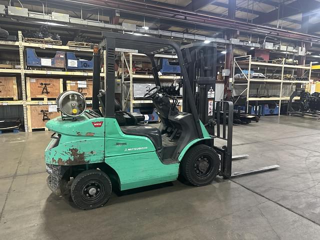 Image of Mitsubishi FG25N equipment image 4