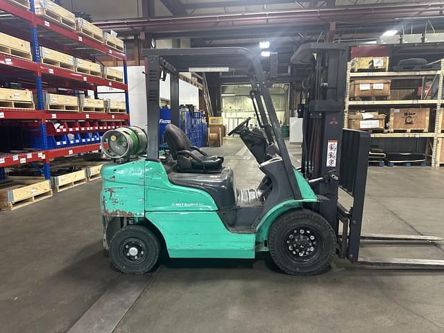 Image of Mitsubishi FG25N equipment image 2