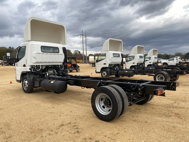 Image of Mitsubishi Fuso FE160 equipment image 1