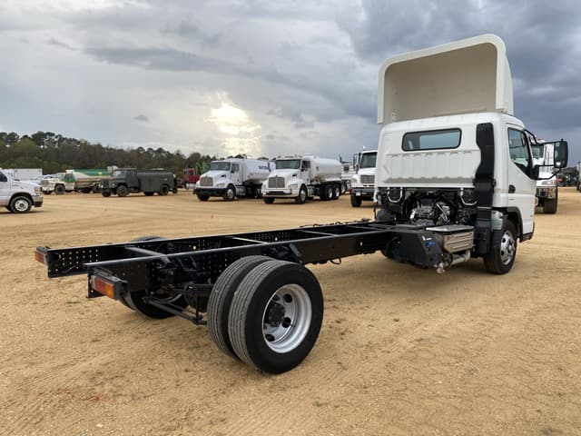 Image of Mitsubishi Fuso FE160 equipment image 2