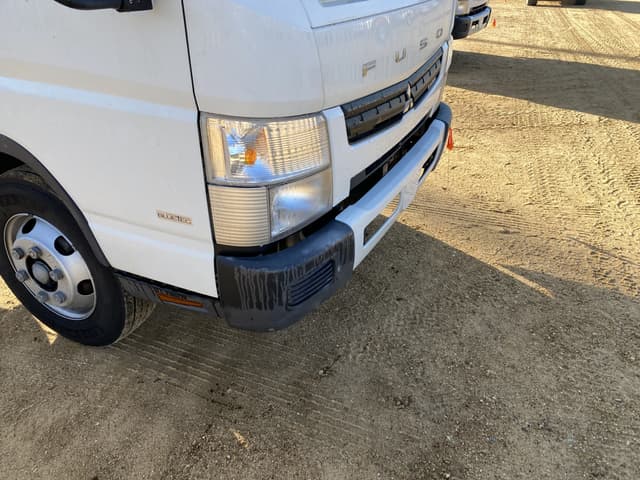 Image of Mitsubishi Fuso FE160 equipment image 4