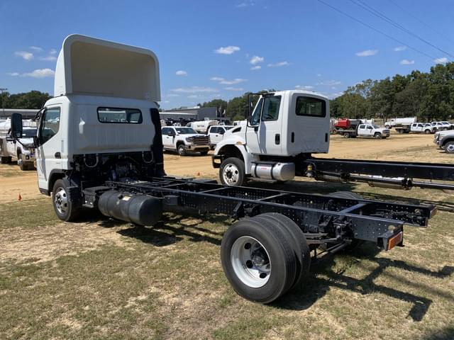 Image of Mitsubishi Fuso FE160  equipment image 1