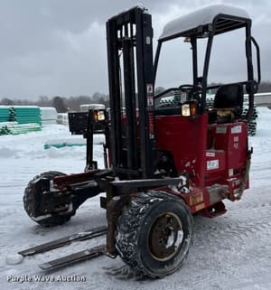 2017 Moffett M8 55.4 Image