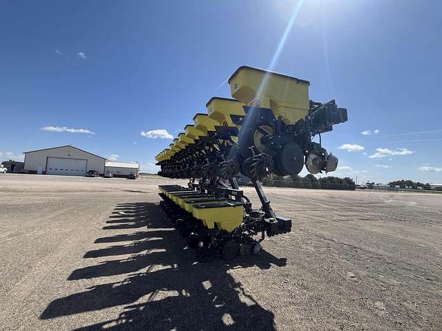 Image of Moore-Built 24R30 equipment image 4