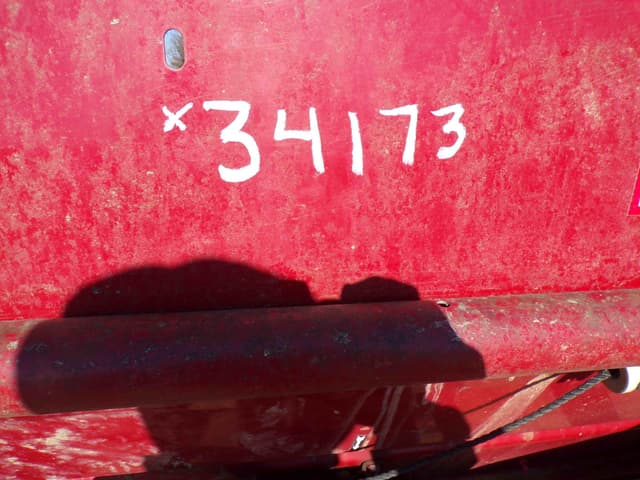 Image of New Holland 165 equipment image 1