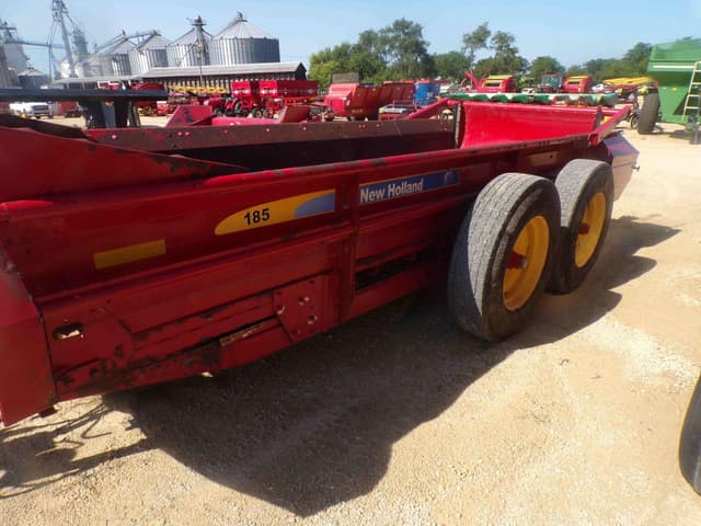 Image of New Holland 185 equipment image 3