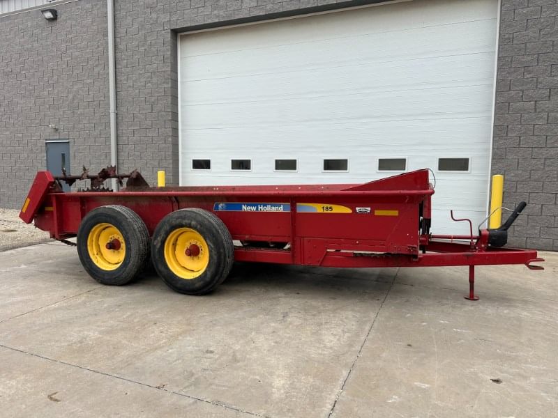 New Holland 185 Equipment Image0