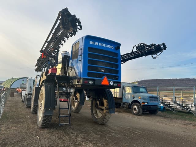 Image of New Holland SP.295F equipment image 2