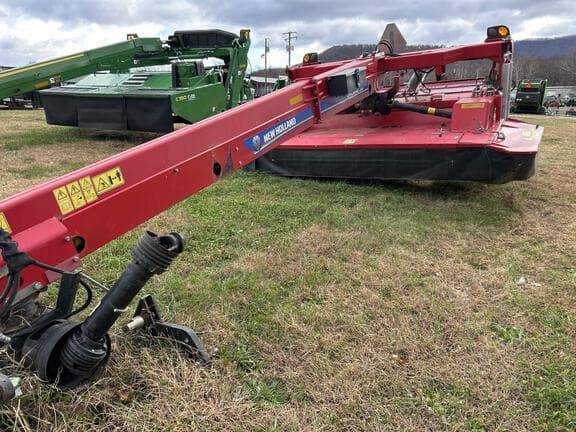 Image of New Holland 310 equipment image 1