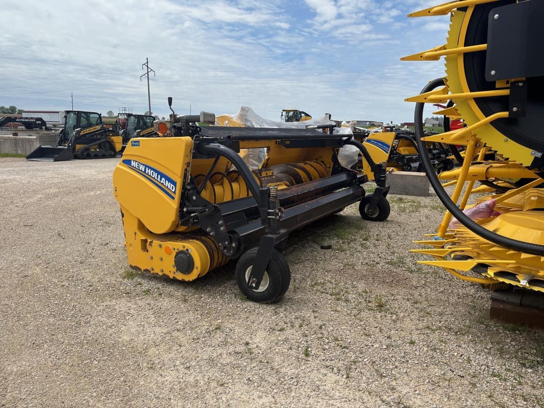Image of New Holland 380FP Primary image