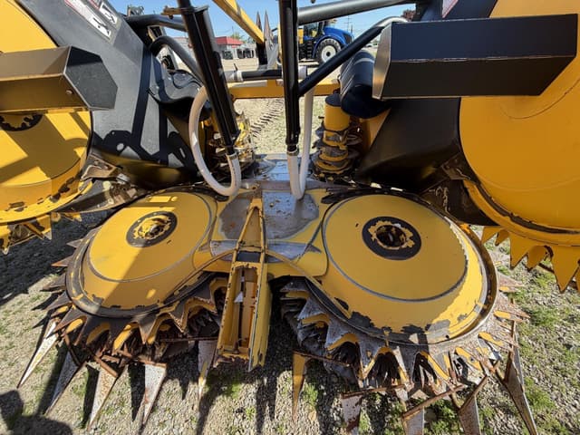 Image of New Holland 600BFI equipment image 1