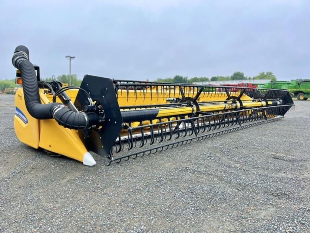 Image of New Holland 740CF Primary image