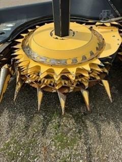 2017 New Holland 750BFI Equipment Image0