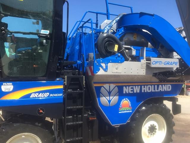 Image of New Holland 9040MA equipment image 3