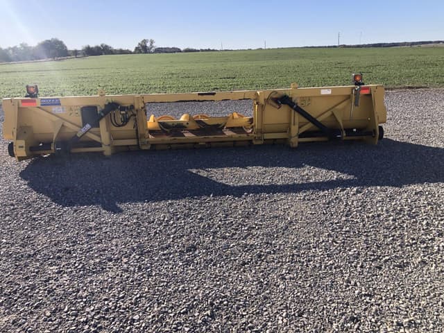 Image of New Holland 980CR equipment image 2