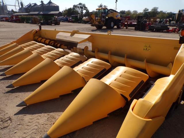 Image of New Holland 980CR equipment image 2
