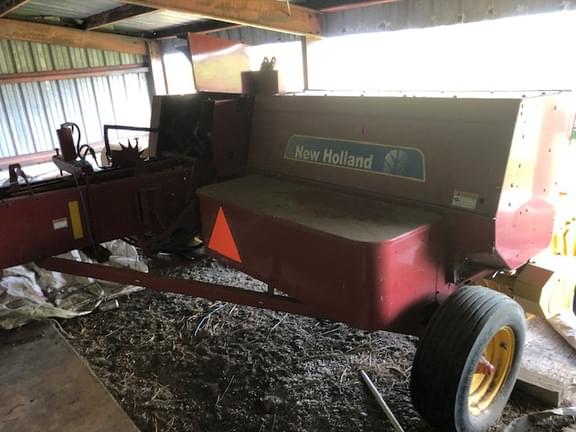 Image of New Holland BC5070 equipment image 3