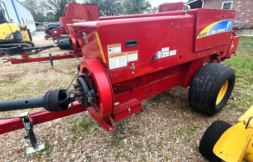 Image of New Holland BC5070 Primary image
