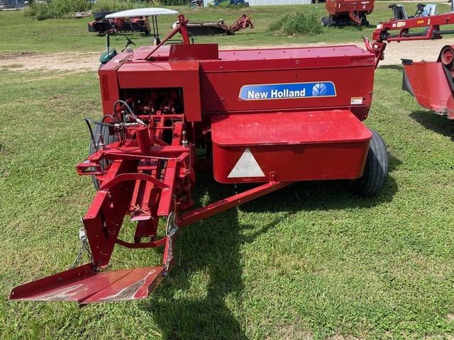 Image of New Holland BC5070 equipment image 3