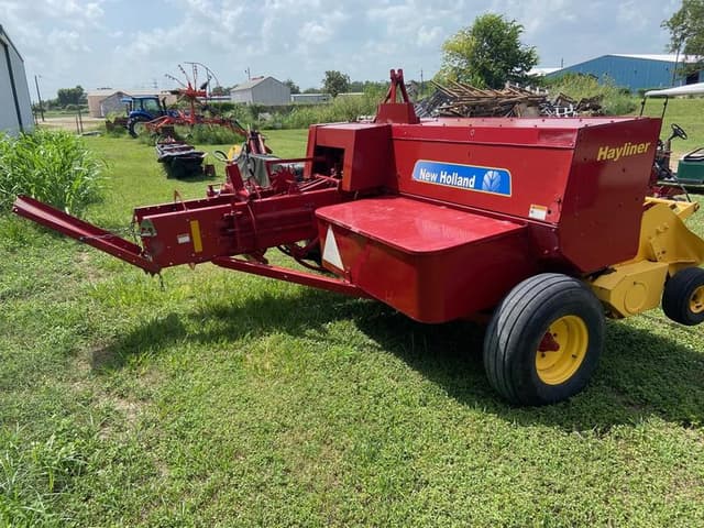 Image of New Holland BC5070 equipment image 4