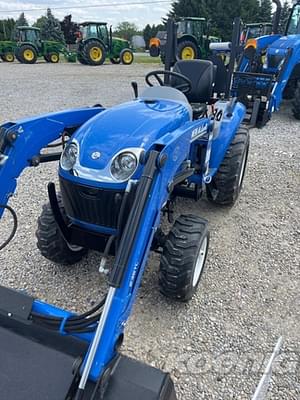 2017 New Holland Boomer 24 Image