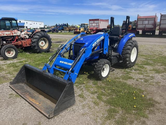 Image of New Holland Boomer 37 equipment image 1