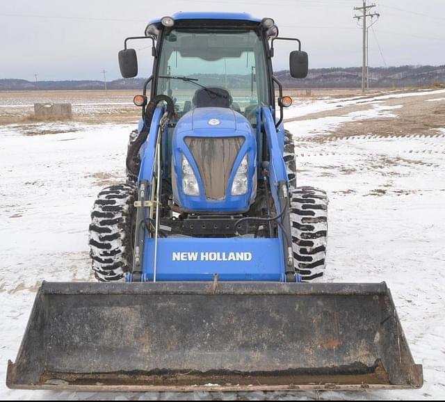 Image of New Holland Boomer 47 equipment image 4