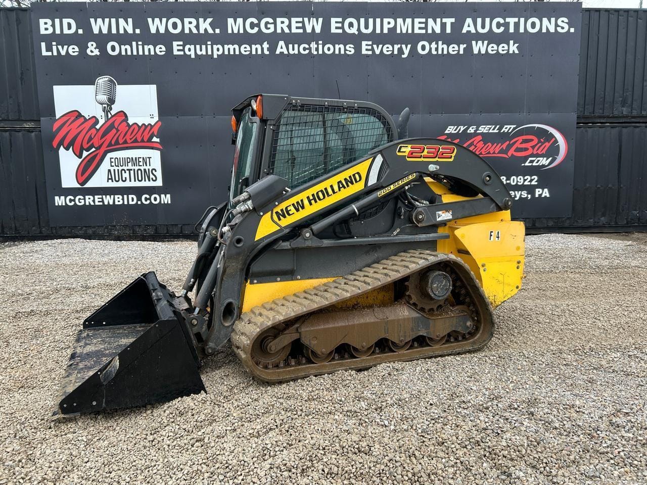 2017 New Holland C232 Equipment Image0