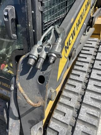 Image of New Holland C232 equipment image 2