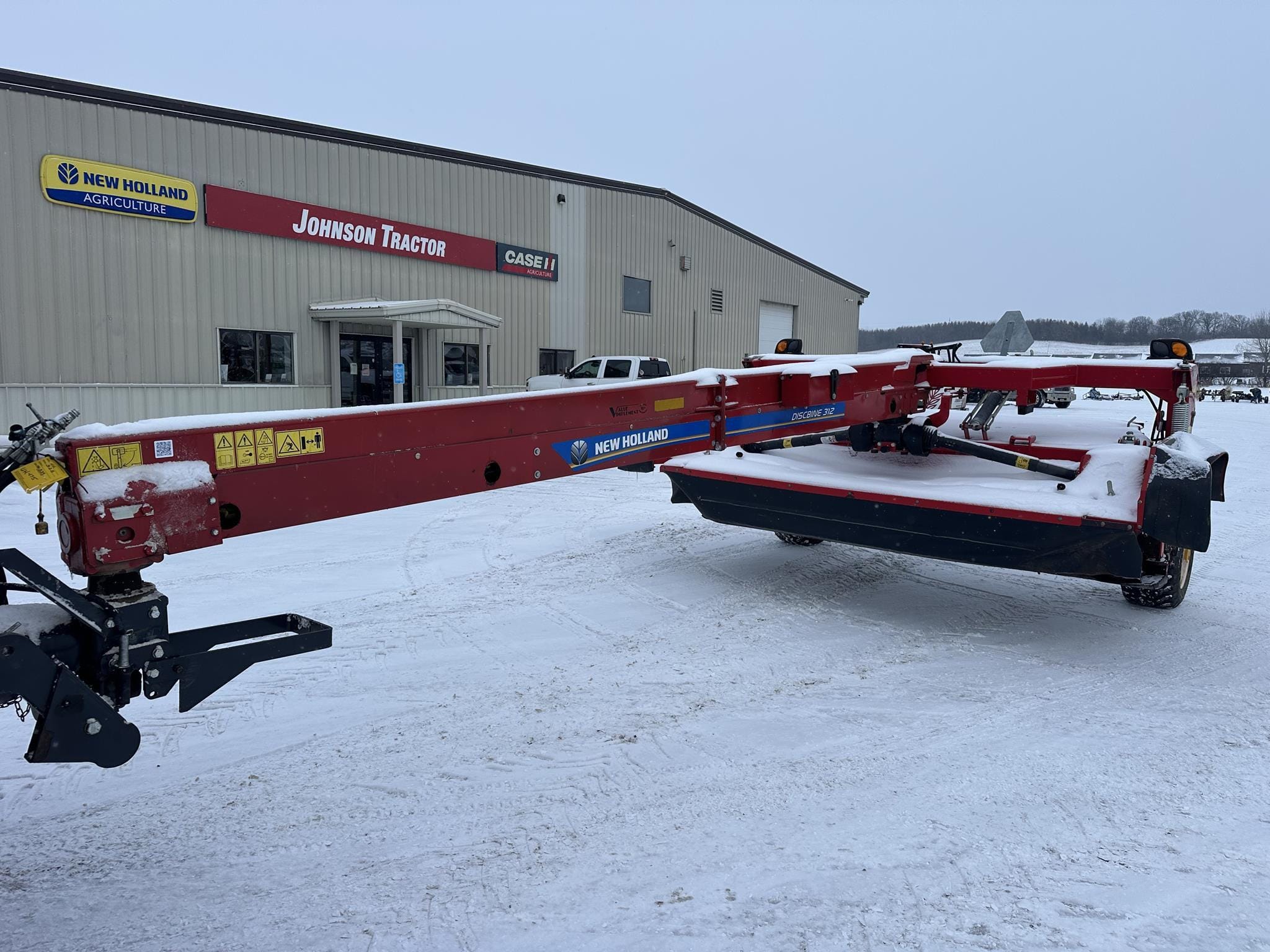 2017 New Holland 312 Equipment Image0